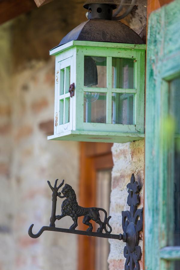 Affittacamere Dominic Boutique - Atelier Cloasterf Esterno foto